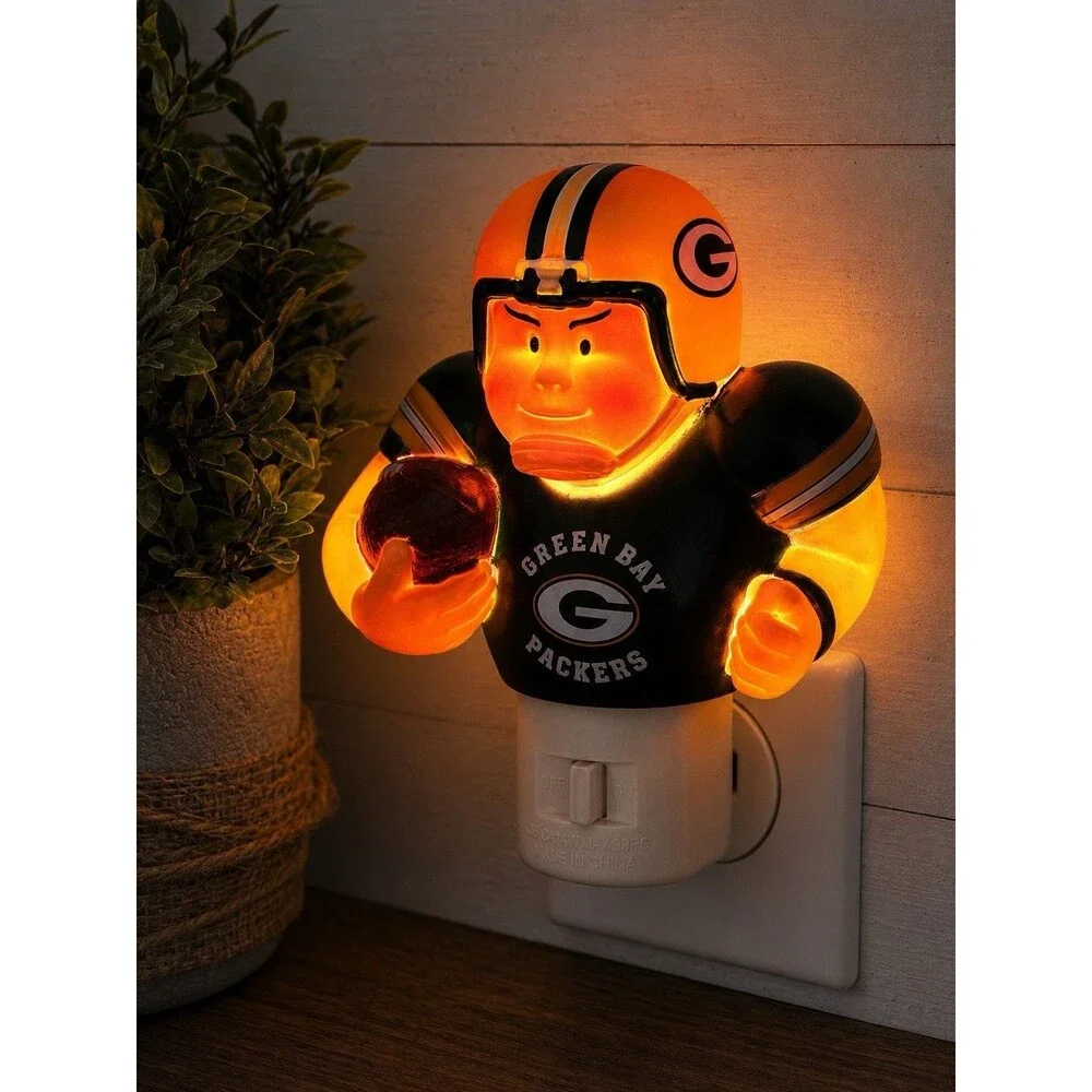 Y2K Vintage 2004 Green Bay Packers Plug-In Night Light Football Player Tested